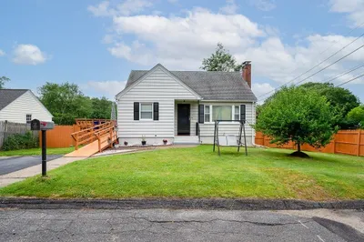 96 Calumet Ave