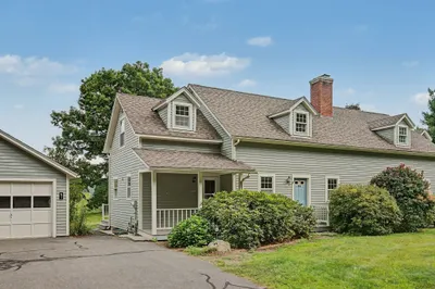 51 Dragon Hill Road #51 1