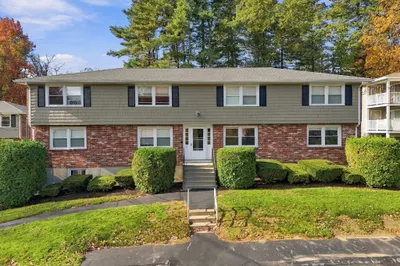 3 Greenleaf Cir #3B 1