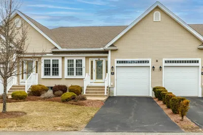 19 Madison Way #19