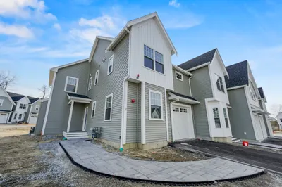 32 Derby Dr #32 1