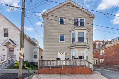 24 Home St