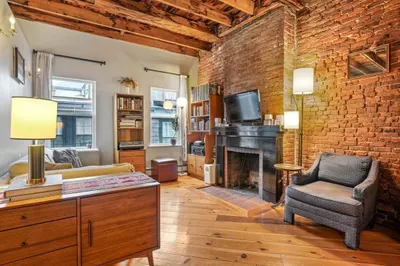 1 Goodwin Place #4
