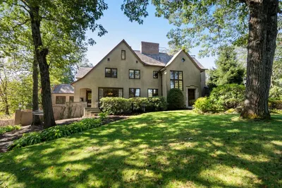 44 Bradford Rd