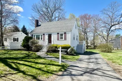 227 Winter St