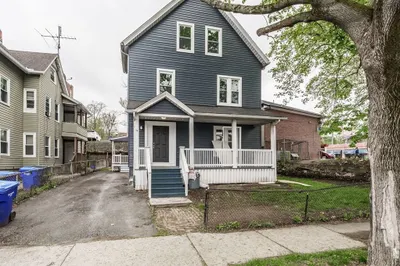 15 Warriner Ave 1