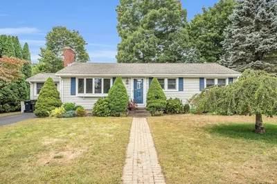 43 Farmington Circle 1