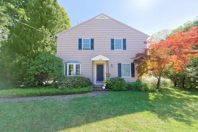 173 Rowayne Park 1