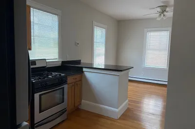 315 Elm St #3 1