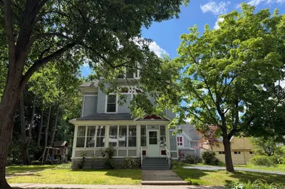 77 Nonotuck Street #3