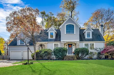 55 Southfield Circle 1