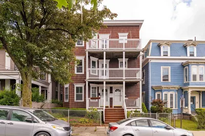 63 Perkins Street 1