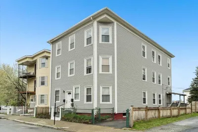7 Lyon Street 1