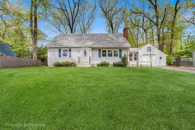148 Hadley St 1