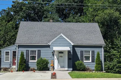 34 Pinehurst Ave