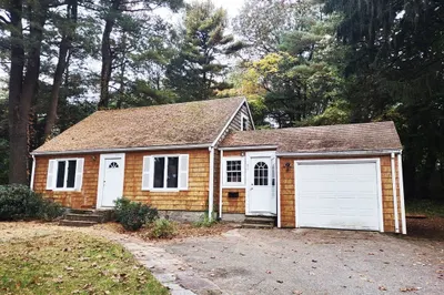 42 Woodcliffe Road 1