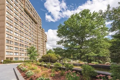 250 Hammond Pond Parkway #705S 1