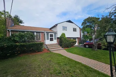 56 Great Meadow Road 1