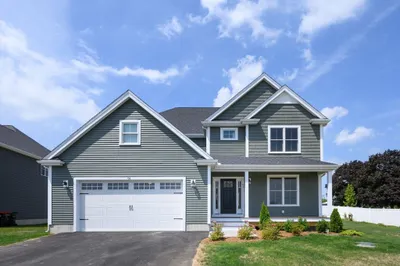 9 Narragansett Drive 1