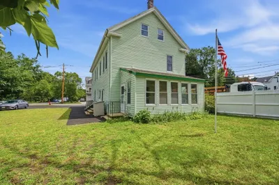 114 Haverhill St 1