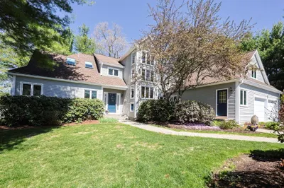 8 Fieldstone Lane 1