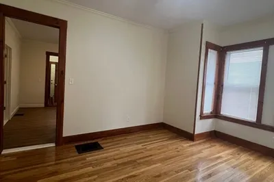 2 Superior St #1