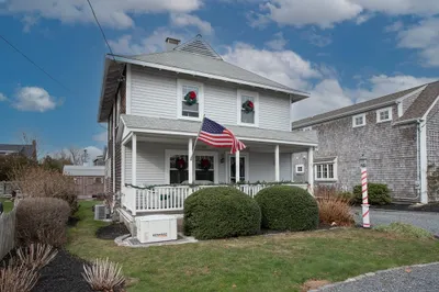 23 Standish Ave 1