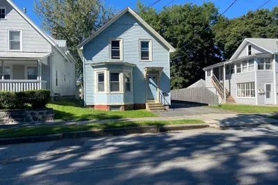 122 Chapman Street 1