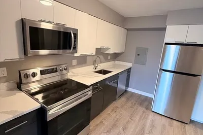 846 Massachusetts Ave #5D