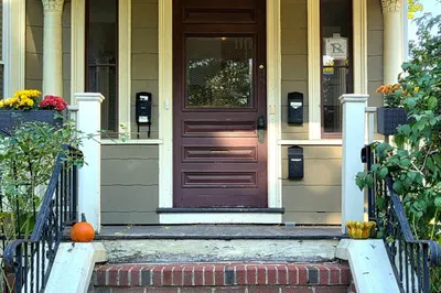 301 Chestnut Ave #1 1