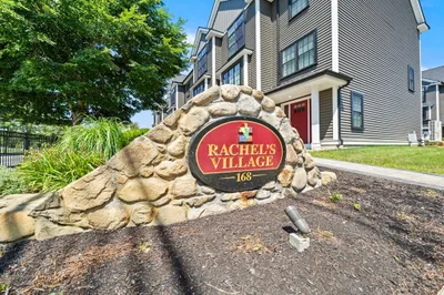 168 Lowell St #1