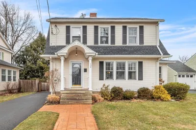 138 Maple Road 1