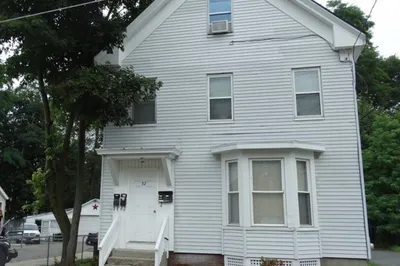 50-52 Alden St #2 1