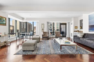 2 Avery St #18E