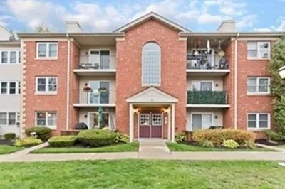 32 Maple Crest CIr #I 1