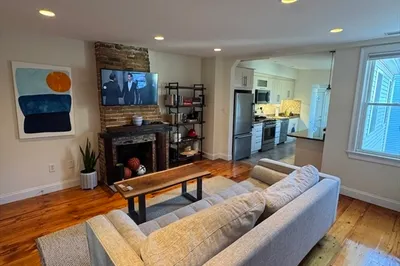 63 Green St #2