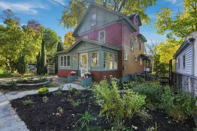 59 Revell Ave 1