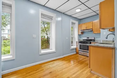 47 Coleman St #1
