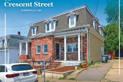 16 Crescent St