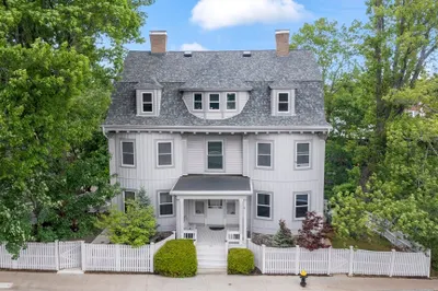 388 Arborway 1