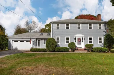 6 Longview Drive 1