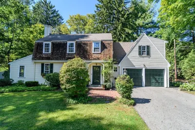 54 Colburn Rd