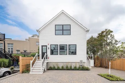 60 Franklin St #3 1