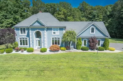 6 Valley View Drive 1