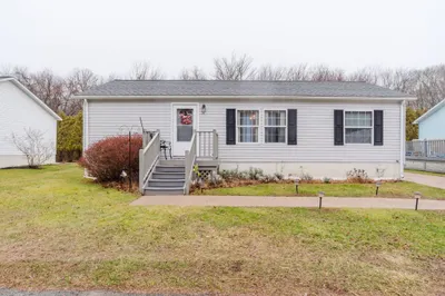 28 Songbird Lane 1
