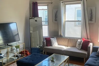 35 Montfern Ave #2