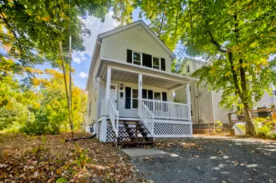 23 Lamb St 1
