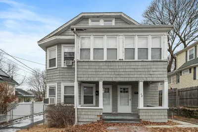 48 Saratoga St 1