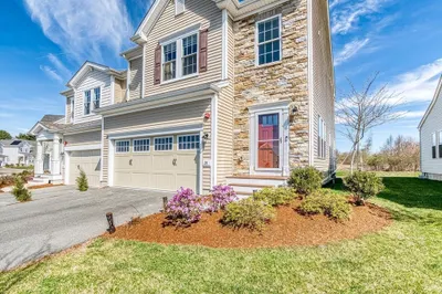 24 Magnolia Dr #24 1