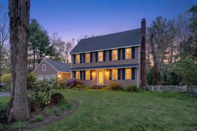 40 Old Farm Rd